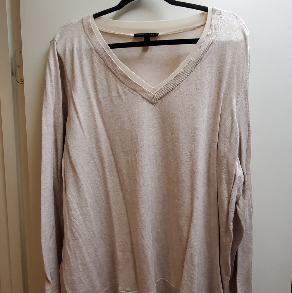 Lightweight sweater